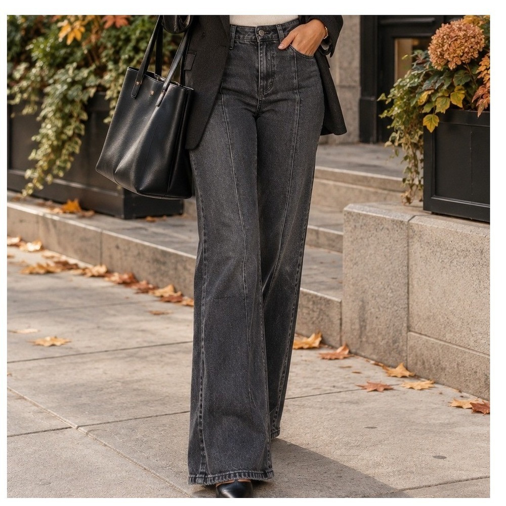 Abercrombie & Fitch Curve Love High Rise Flare Jeans Black Front Seam 26 2S